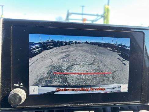 Used 2024 Toyota RAV4 XLE image 22