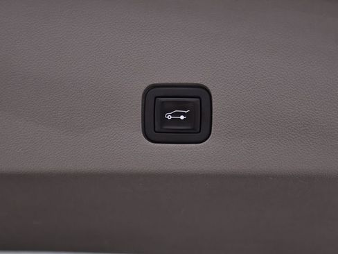 Used 2021 Cadillac XT6 Premium Luxury AWD/4WD image 48
