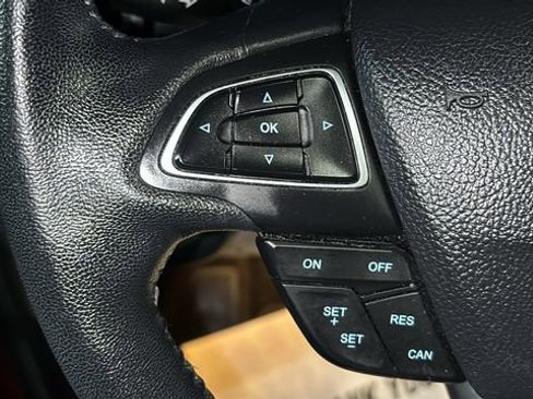 Used 2018 Ford Escape SEL image 13