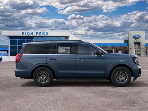 New 2027 Ford Expedition Active AWD/4WD image 5