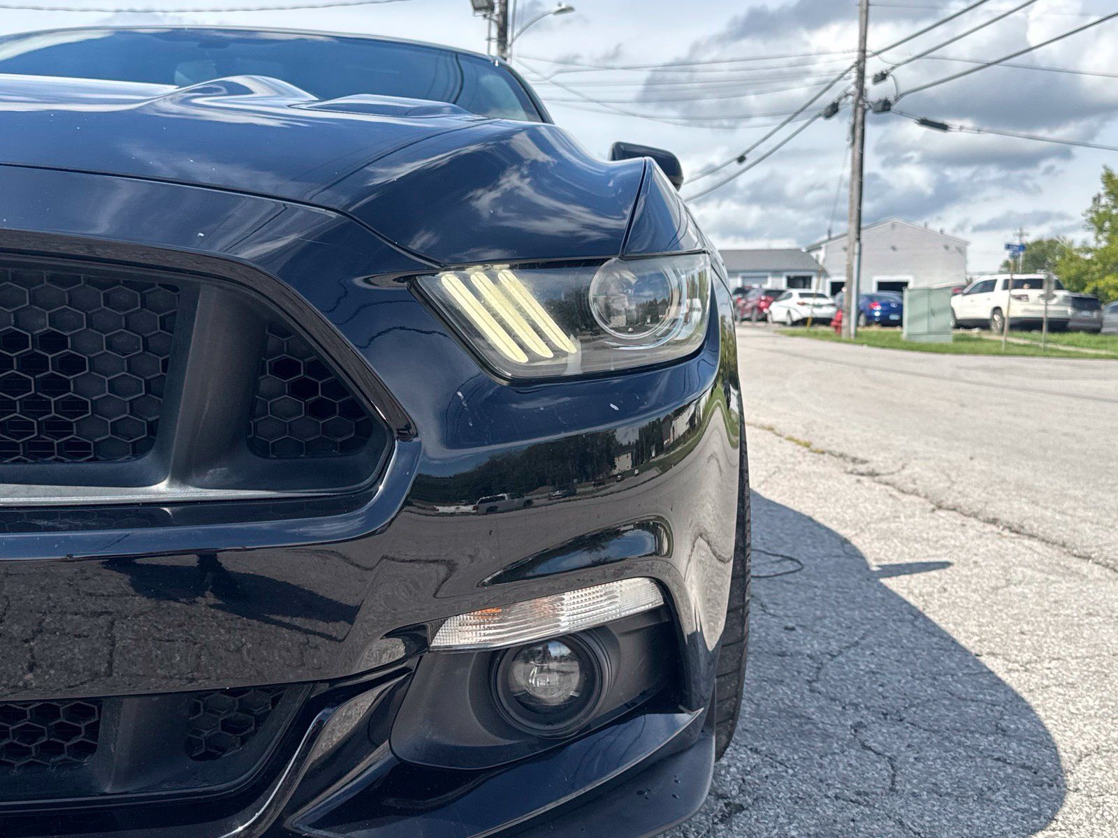 Used 2017 Ford Mustang GT w/ GT Performance Package RWD image 34