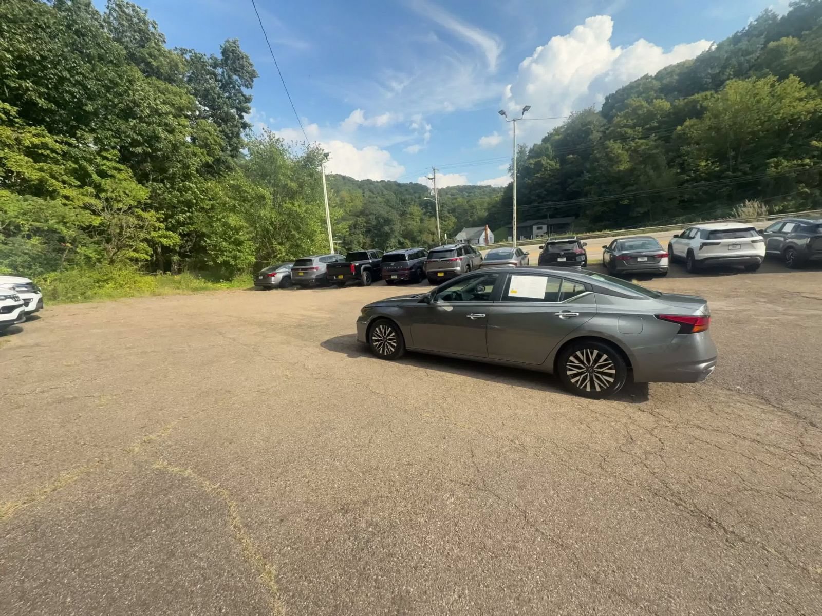 Used 2026 Nissan Altima 2.5 SV FWD image 8
