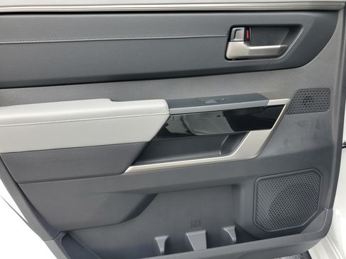 New 2026 Toyota Tundra Limited AWD/4WD image 14