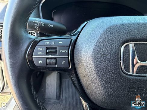 Used 2022 Honda Civic EX image 11