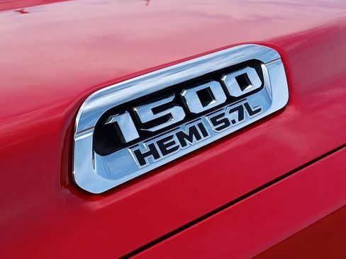 Used 2019 RAM 1500 Big Horn AWD/4WD image 6