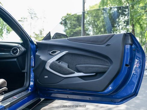 Used 2021 Chevrolet Camaro ZL1 RWD image 50