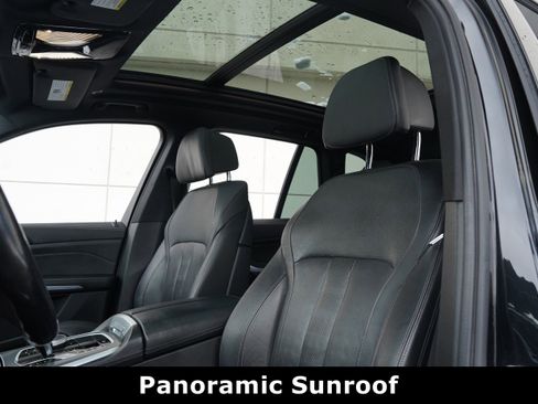 Used 2022 BMW X5 xDrive40i w/ M Sport Package image 13