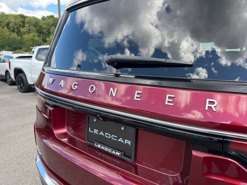 Used 2022 Jeep Wagoneer Series III w/ Convenience Group I image 30