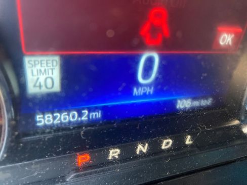 Used 2022 Ford Explorer XLT w/ Equipment Group 202A image 20