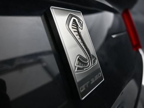 Used 2019 Ford Mustang Shelby GT350 w/ Technology Package RWD image 10
