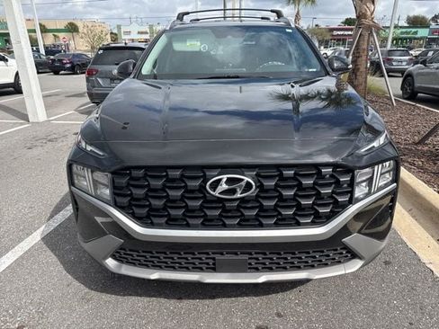 Used 2023 Hyundai Santa Fe SEL image 2