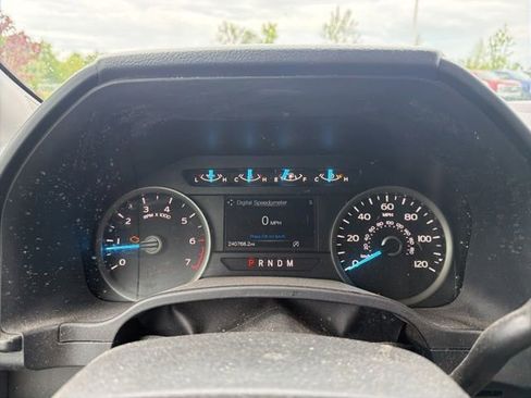 Used 2020 Ford F150 XLT w/ Equipment Group 302A Luxury AWD/4WD image 48