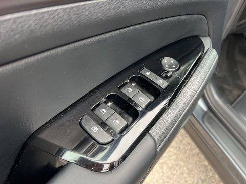 Certified 2023 Kia Sportage EX w/ EX Premium Package image 13
