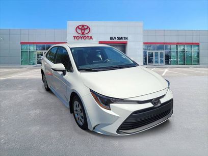Certified 2025 Toyota Corolla LE