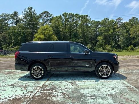 Used 2025 Ford Expedition Max King Ranch AWD/4WD image 2
