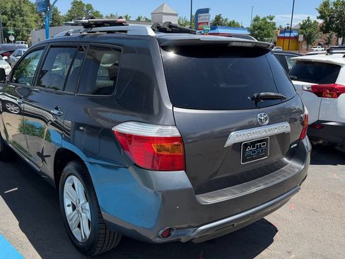 Used 2010 Toyota Highlander Limited AWD/4WD image 4