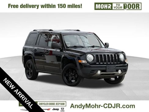 Used 2012 Jeep Patriot Latitude w/ Sun/Sound Group image 1