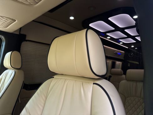 Used 2019 Mercedes-Benz Sprinter 170 image 15