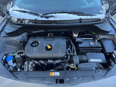 Used 2025 Kia Soul LX w/ LX Technology Package image 28