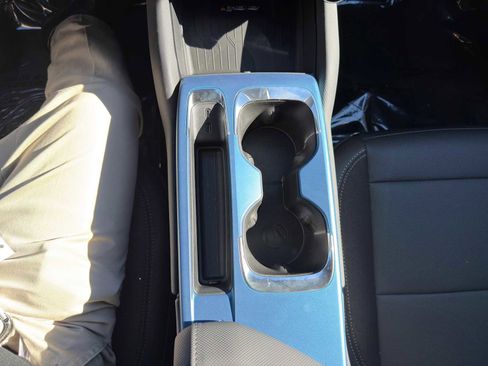 New 2026 Chevrolet Equinox EV LT image 31