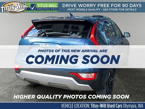 Used 2024 Kia Niro EX image 3