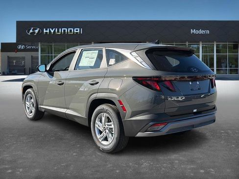New 2026 Hyundai Tucson SE image 4