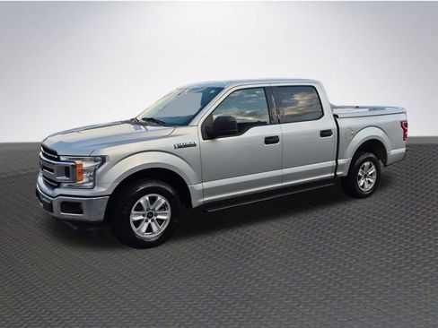 Used 2018 Ford F150 XLT RWD image 2