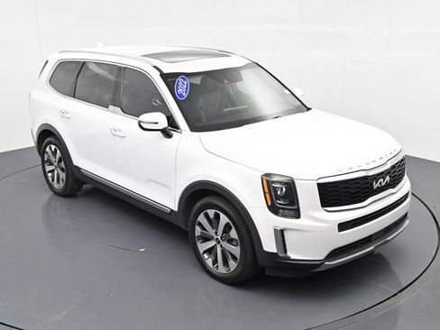 Used 2022 Kia Telluride S AWD/4WD image 21