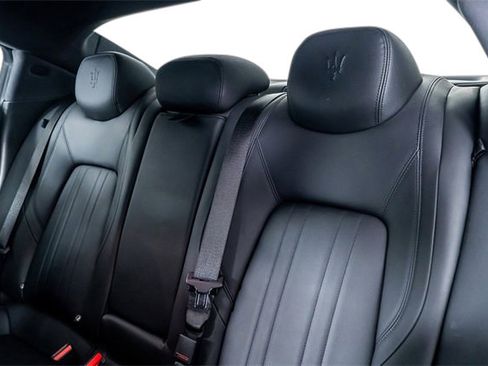 Used 2022 Maserati Ghibli Modena image 35