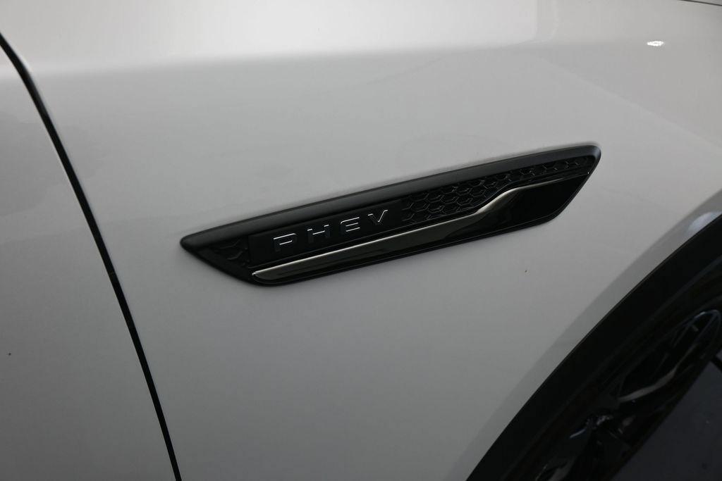 Used 2025 MAZDA CX-90 Plug-In Hybrid w/Premium Sport AWD/4WD image 51