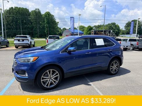 Used 2024 Ford Edge Titanium w/ Equipment Group 301A AWD/4WD image 2