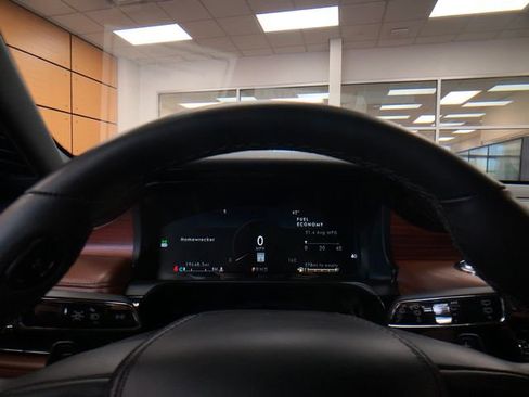 Used 2024 Lincoln Aviator Reserve RWD image 13