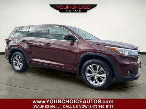 Used 2015 Toyota Highlander Plus AWD/4WD image 8