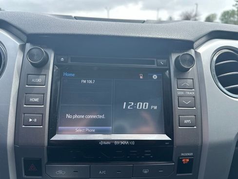 Used 2017 Toyota Tundra SR5 AWD/4WD image 3