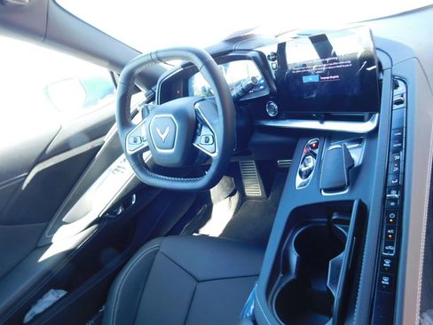 Certified 2024 Chevrolet Corvette Stingray Coupe w/ 1LT image 6