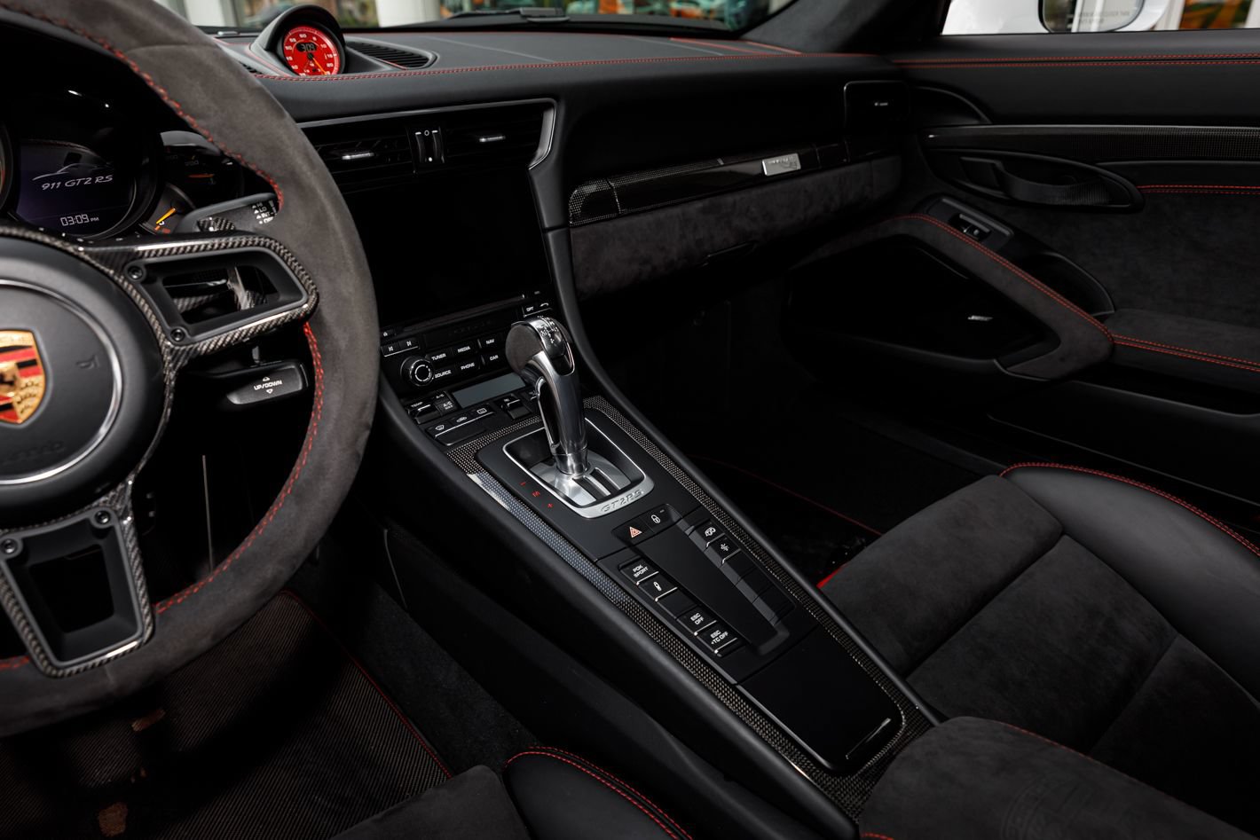 Used 2018 Porsche 911 GT2 RS w/ Weissach Package RWD image 48