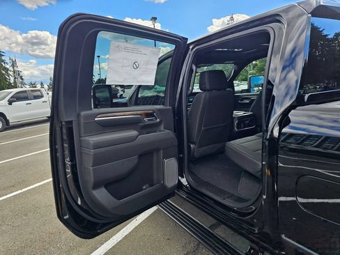 Used 2026 Chevrolet Silverado 3500 High Country w/ High Country Premium Package AWD/4WD image 17