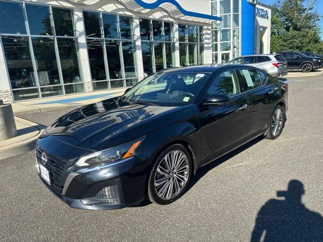 Used 2024 Nissan Altima 2.5 SL FWD image 4