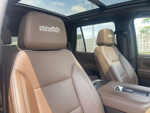 Used 2022 Chevrolet Tahoe High Country AWD/4WD image 40