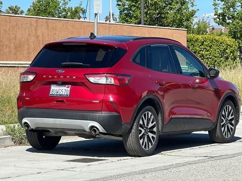 Used 2020 Ford Escape SE Sport FWD image 4