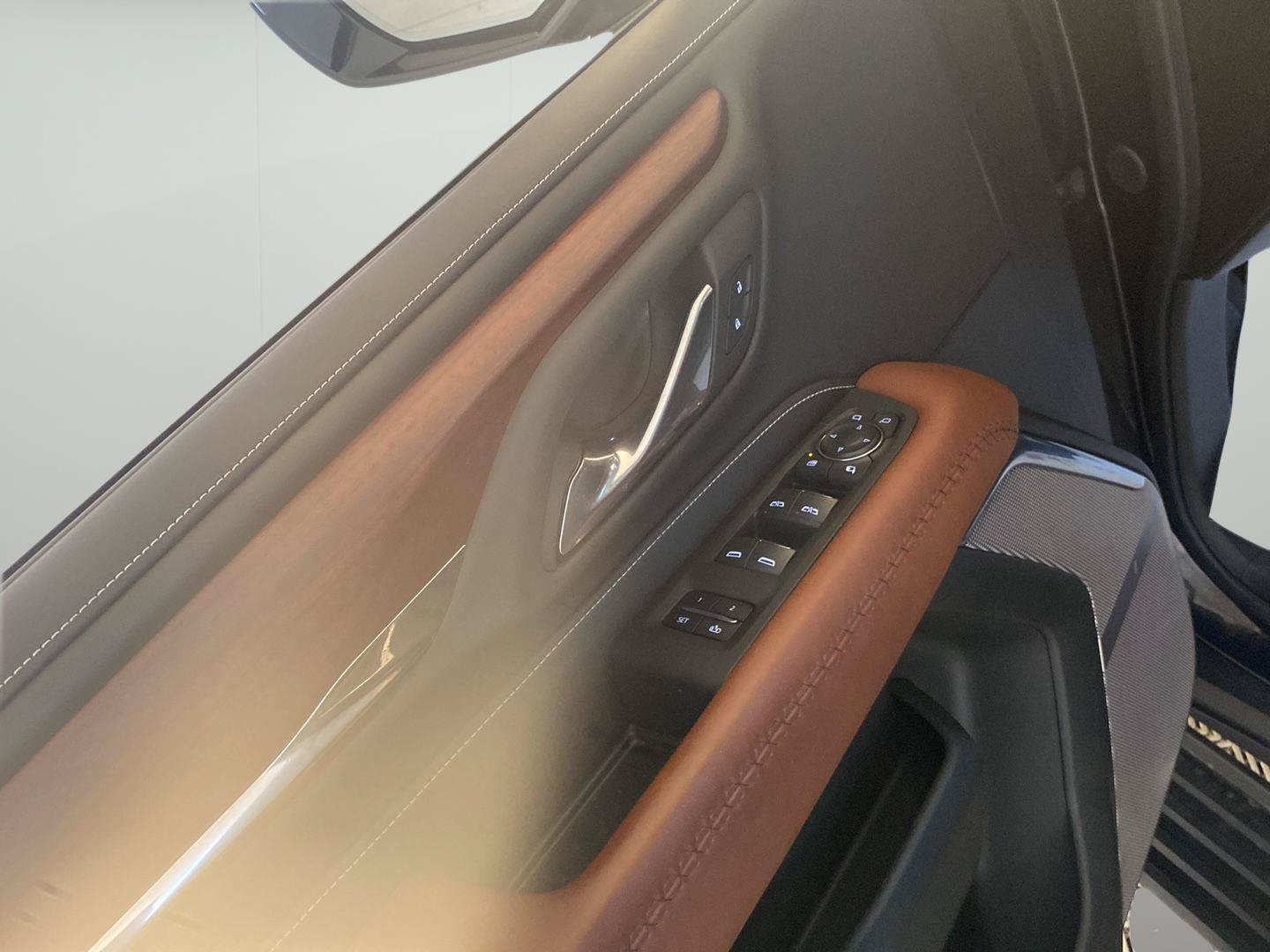Certified 2023 GMC Yukon Denali Ultimate AWD/4WD image 12