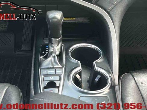 Used 2019 Toyota Camry XSE FWD image 28
