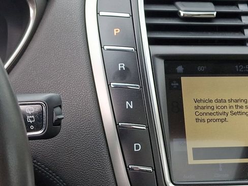 Certified 2019 Lincoln Nautilus Reserve AWD/4WD image 15