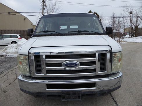 Used 2013 Ford E-350 and Econoline 350 XLT image 2