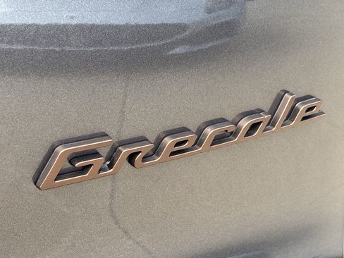 Used 2025 Maserati Grecale Folgore AWD/4WD image 14