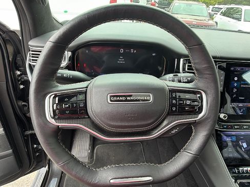 Certified 2025 Jeep Grand Wagoneer Series II Obsidian w/ Quick Order Packagew 28T AWD/4WD image 30