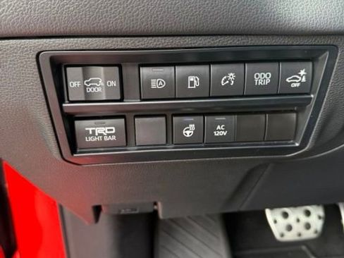 Used 2023 Toyota Sequoia TRD Pro AWD/4WD image 17