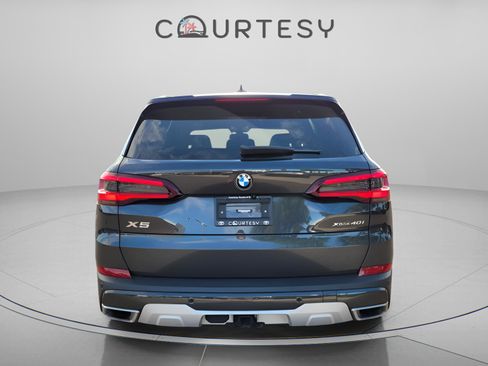 Used 2023 BMW X5 xDrive40i image 4
