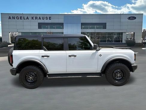 New 2026 Ford Bronco Outer Banks AWD/4WD image 8