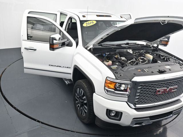 Used 2016 GMC Sierra 2500 Denali w/ Duramax Plus Package AWD/4WD image 39